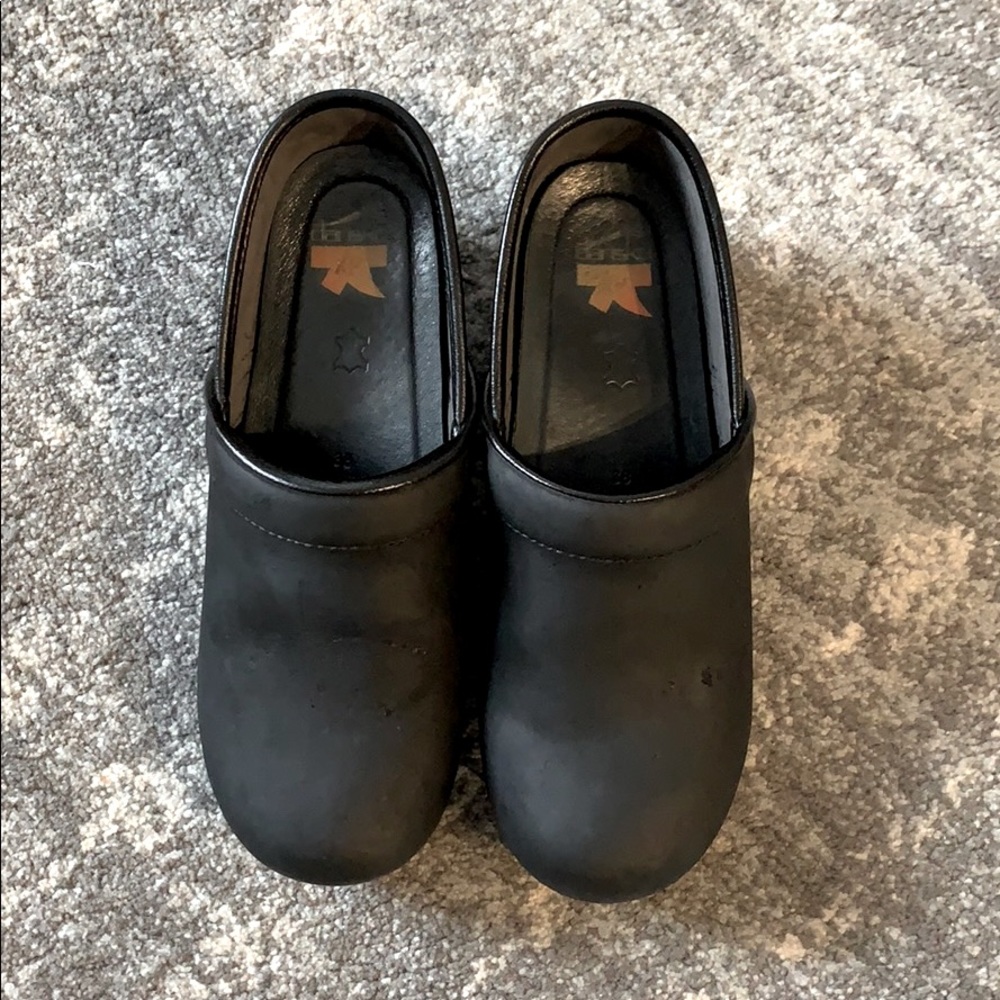 Dansko Professional XP Oiled Leather Clogs 38